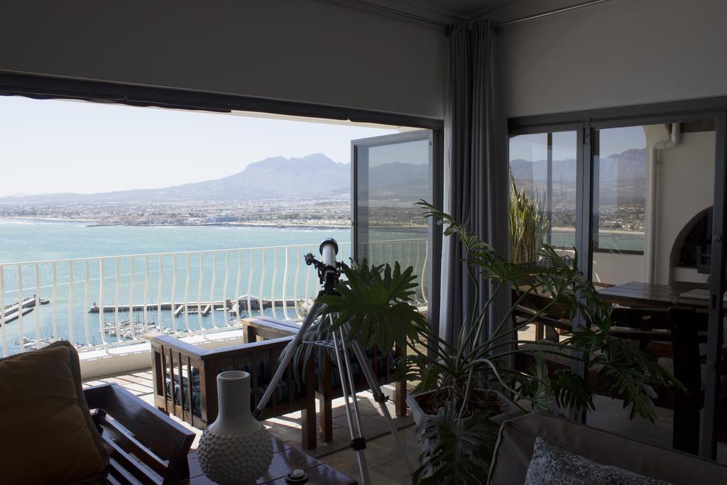Harbour View Lodge Gordons Bay Exterior photo